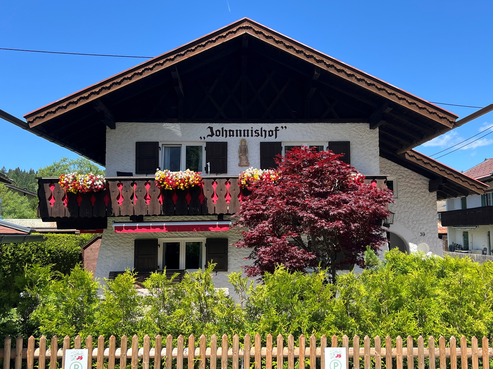 Haus-Johannishof-Front_web